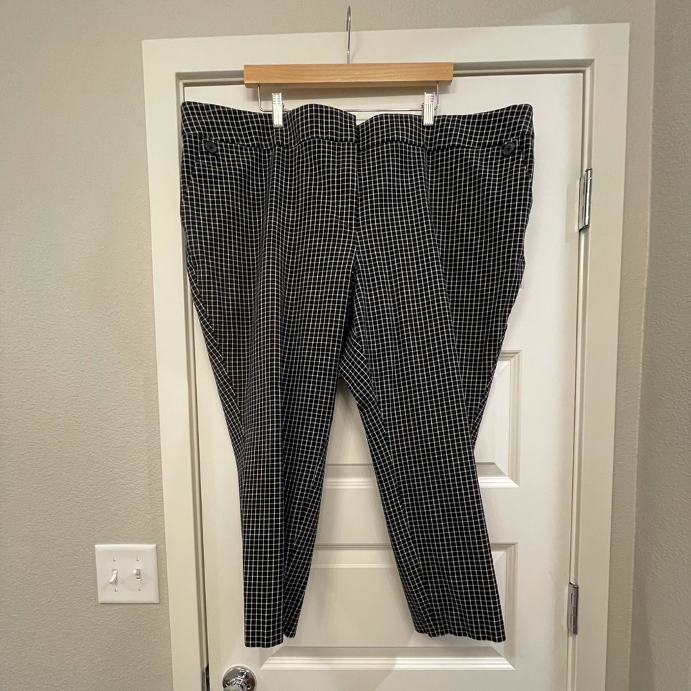 Slacks/Trousers/Work Pants - Luxury feel, Great Quality